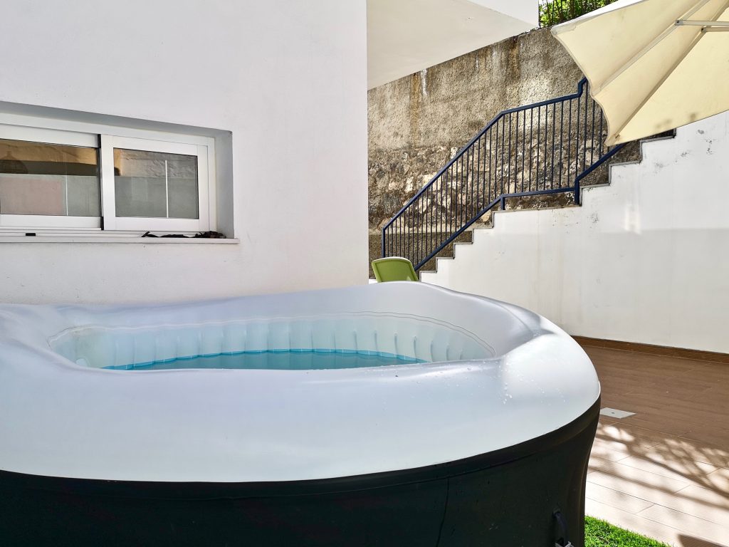 jacuzzi